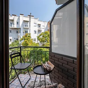 Skra Hideaway In Center, By Binobi ! Θεσσαλονίκη